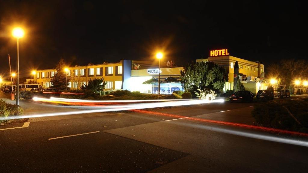 Hotel Zawisza Bydgoszcz Esterno foto